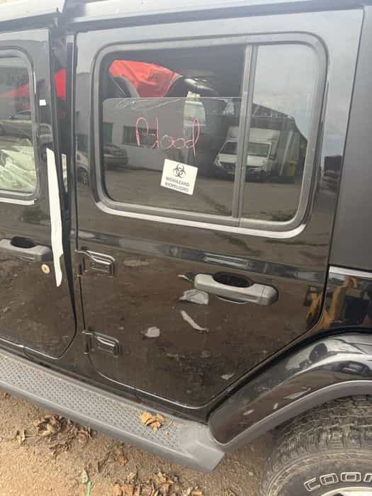 Drzwi lewy tył kpl .Jeep wrangler 18-25r