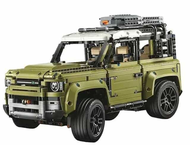 Klocki konstrukcyjne Land Rover Defender 42110 1:8 2573 części