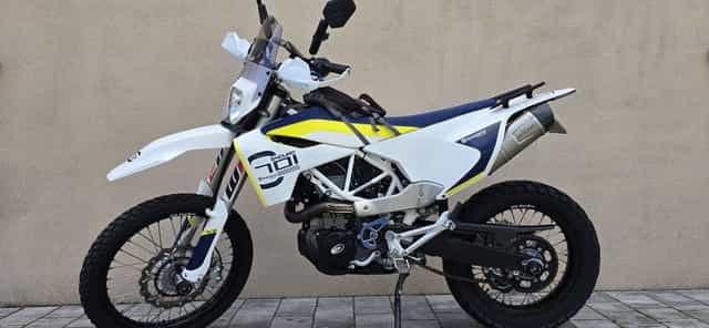 Husqvarna 701 Enduro 2017 zarejestrowany Ktm Leovince