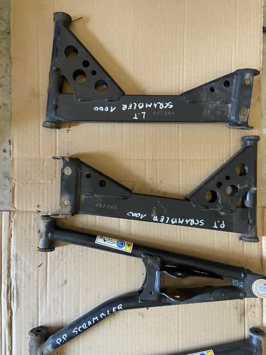 Wahacz tył lewy prawy wahacz przód lewy prawy scramabler 1000