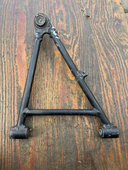 wahacz gorny prawy zawieszenia kola kol Kawasaki kfx 450 r 08-14