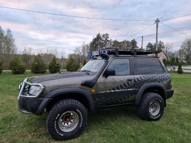 Nissan Patrol Y61 2.8 Turbodiesel Klima 4x4 Reduktor Diff lock Lift Krótki