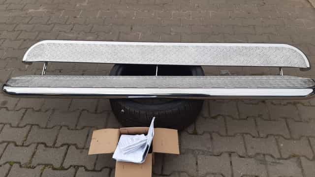 Toyota hilux 15r- progi stopnie nowe