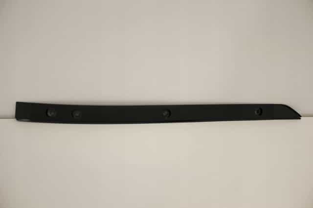 listwa dachu prawa land rover defender ii l663