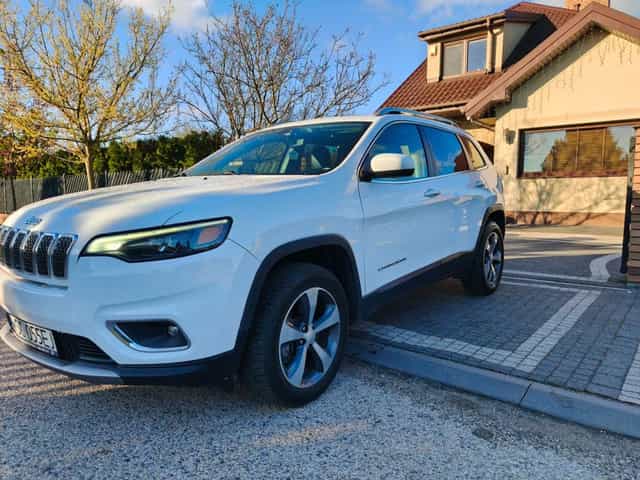 Sprzedam Jeepa Cherokee