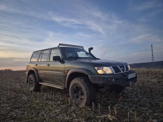 Nissan Patrol Y61 3.0Di Long 7 osób, manual, Zd30, Gu2, hak 3500kg