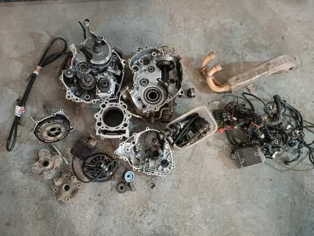 Yamaha Grizzly/Kodiak 550-700 części silnika