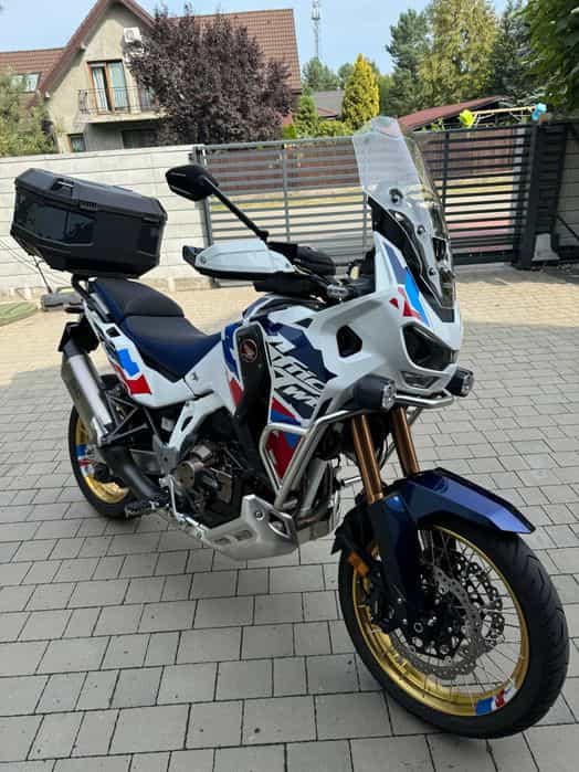 Honda Africa Twin 1100 DCT ES Faktura Vat 23% 4 lata gwarancji