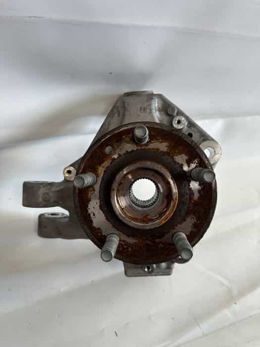 zwrotnica prawa jeep wrangler jl 10017691