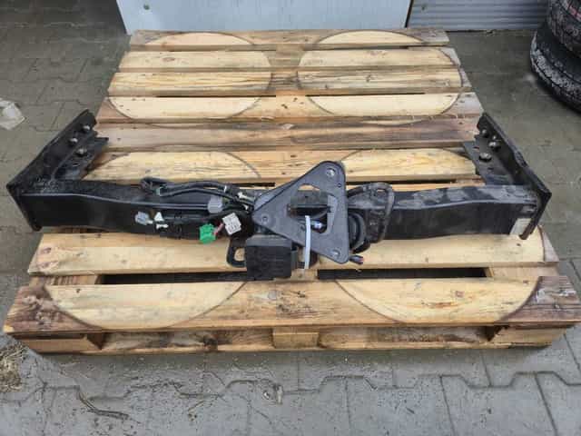 Hak holowniczy jeep cherokee kl 2019 lift