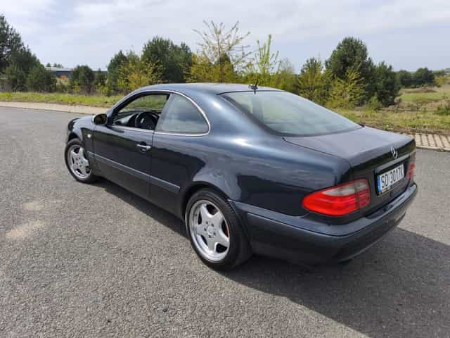 Mercedes CLK430 V8