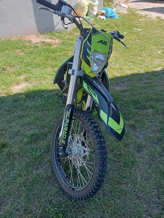 Motocykl Alfarad 300
