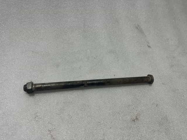 Oś śruba wahacza tył Yamaha Raptor 660 YFZ 450