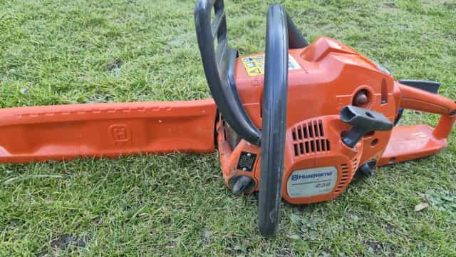 Pilarka Husqvarna 236