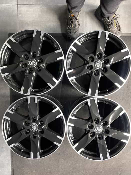 Felgi  18'' 6x139.7 L200 TOYOTA Land Cruiser 4 Runner HILUX RANGER