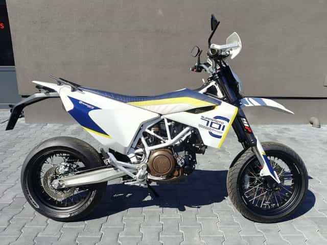 Husqvarna 701 ABS TC Supermoto SM701 * RATY * Transport