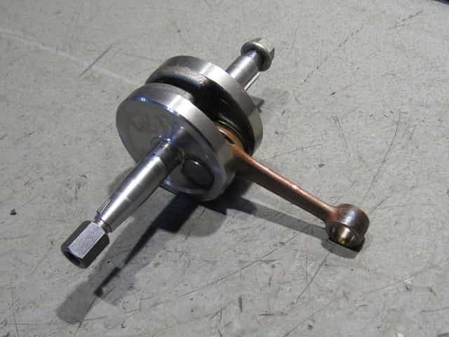 BETA 50 RR BETAMOTOR RR50 AM6 AM5 AM3 WAŁ korbowy korbowód
