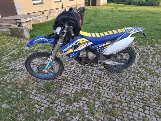 Husaberg fe 450 rok 2009 ktm yzf