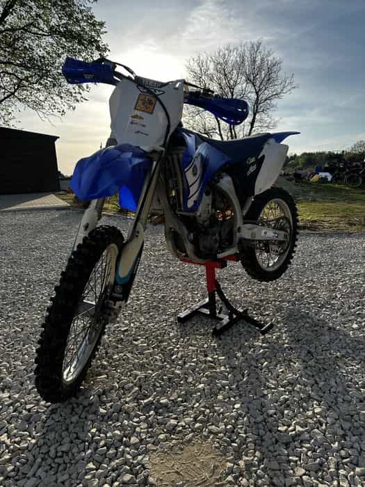 Sprzedam w pełni sprawny motocykl Yamaha YZ450f 2008r.