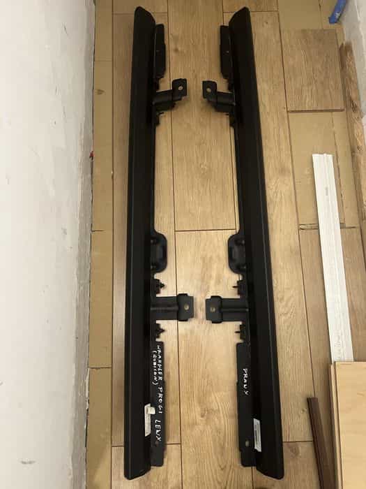 Sprzedam progi do Jeep Wrangler JL (krotki)