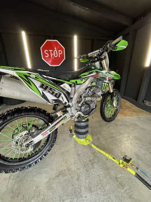 Kawasaki kxf 450 WTRYSK!!