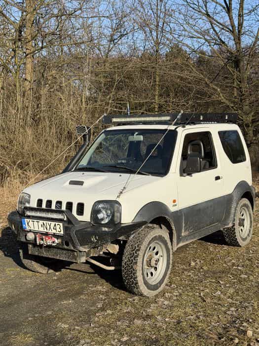 Suzuki jimny 4x4 offroad plug