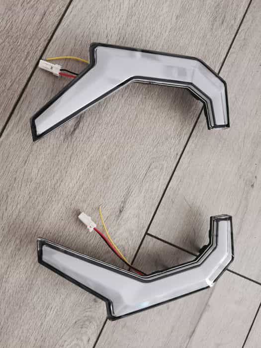 Polaris rzr 1000 lampa lampy kierunek obrysowa łezka reflektor