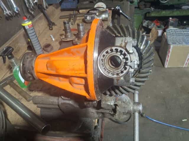 Główka przedniego mostu Nissan patrol gr Y60 y61 35/8 czyli 4,375