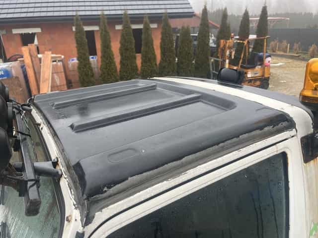 Suzuki samurai daszek dach