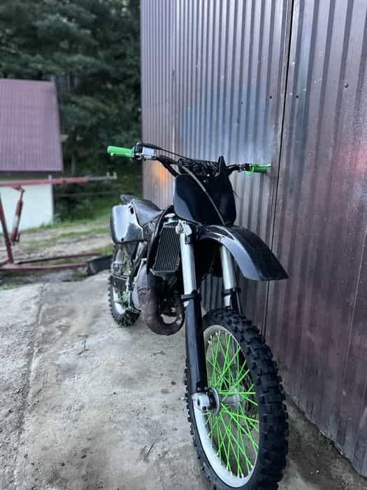 Kawasaki kx 125 (yz sx rm cr )
