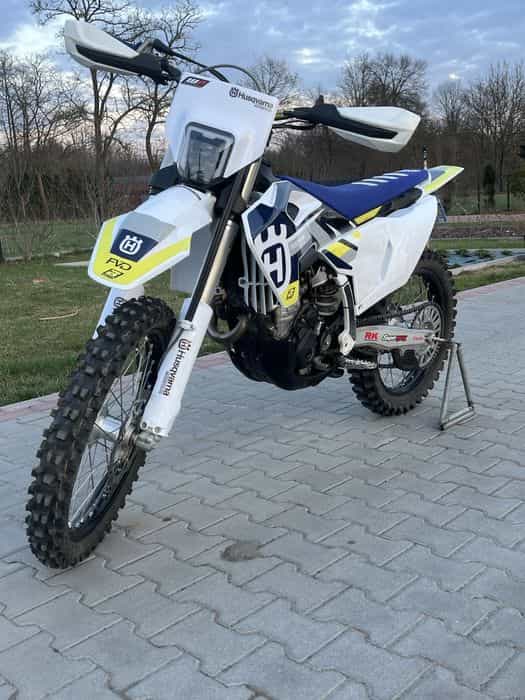 Husqvarna FC 250 (2023)