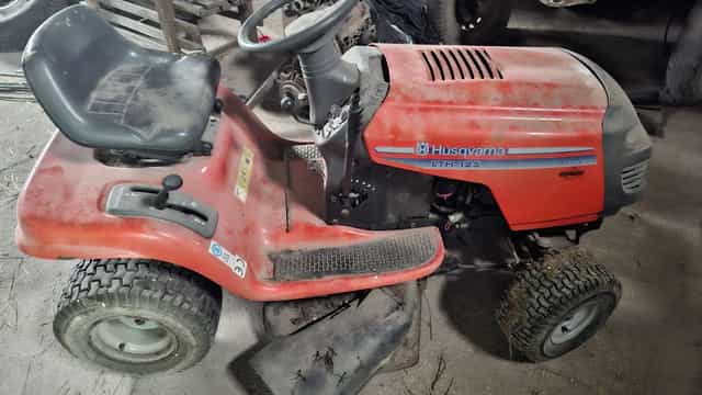 Traktorek kosiarka Husqvarna