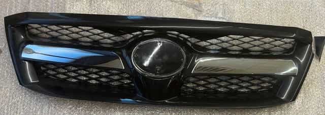 Atrapa grill Toyota Hilux Hi-lux 05-07