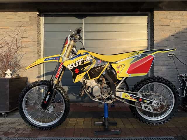 Suzuki RM 125 (yz 125,kx1 25,cr 125, sx 125)