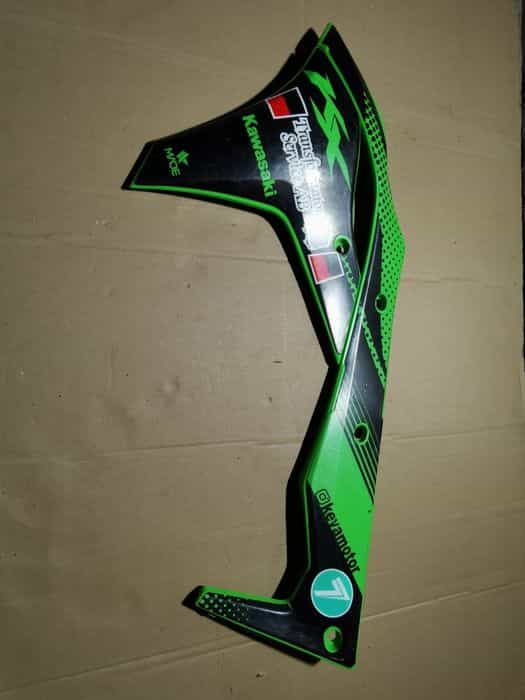 Kawasaki kx 250 osłona owiewka przód lewa boczek