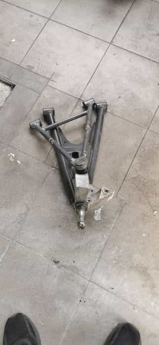 Wahacz lewy górny lub dolny Kawasaki kfx 700