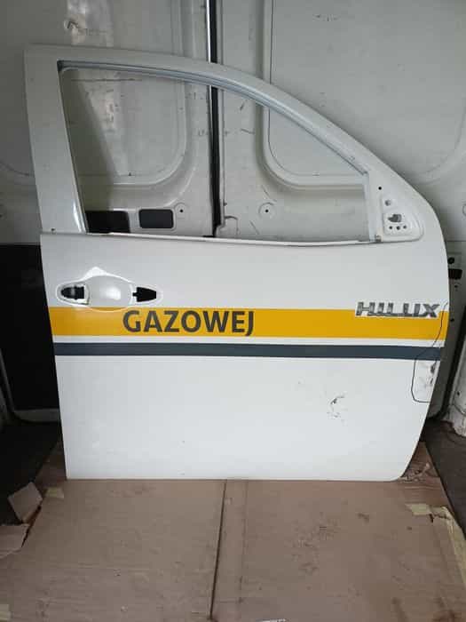 Drzwi prawy przód prawe przednie Toyota Hilux 15- 4 drzwiowy 4D