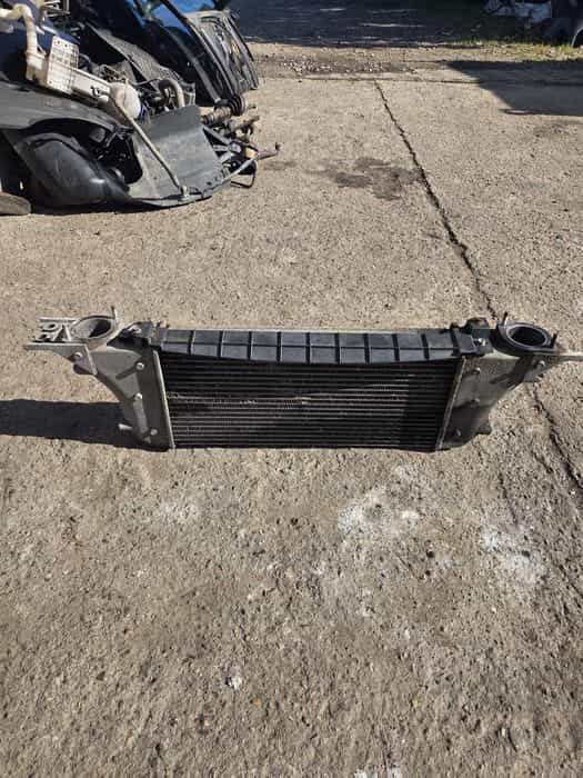Intercooler chłodnica powietrza nissan navara D40 3.0 dci v6 automat