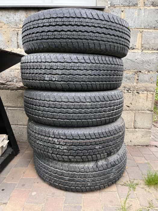 Jeep Wrangler – komplet 5 opon 255/70 R18