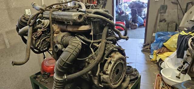 Sprzedam kompletny silnik "300"  land rover discovery  jedynka