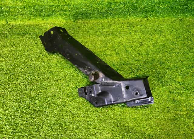 Okular pasa górny Lewy Jeep Grand Cherokee WKII WK2 SRT