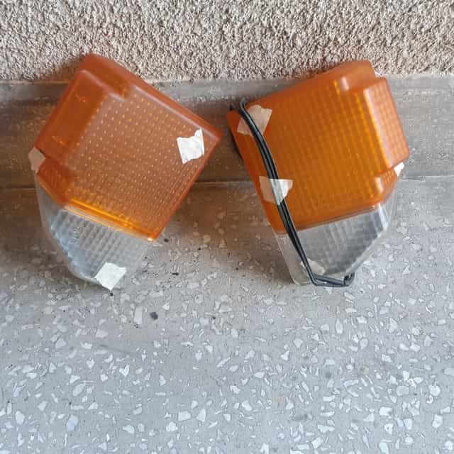 Toyota land cruiser BJ 70 HZJ lampa klosz migacz pozycja oryginał