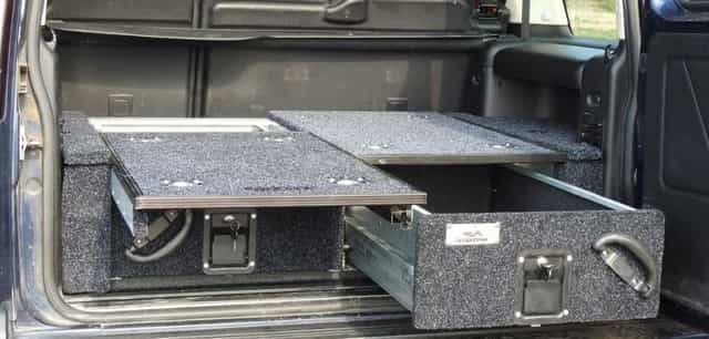 zabudowa wyprawowa turystyczna / Land Rover Discovery2