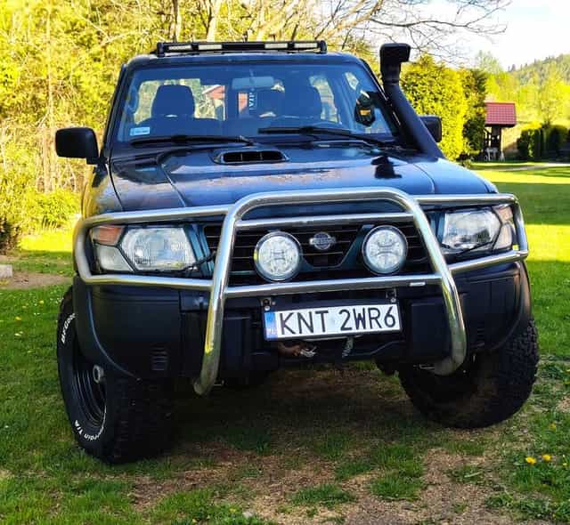 Nissan Patrol  6.5 L V8  Y61