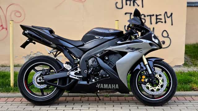 Yamaha YZF-R R1 RN12 jak nowa Zamiana naked