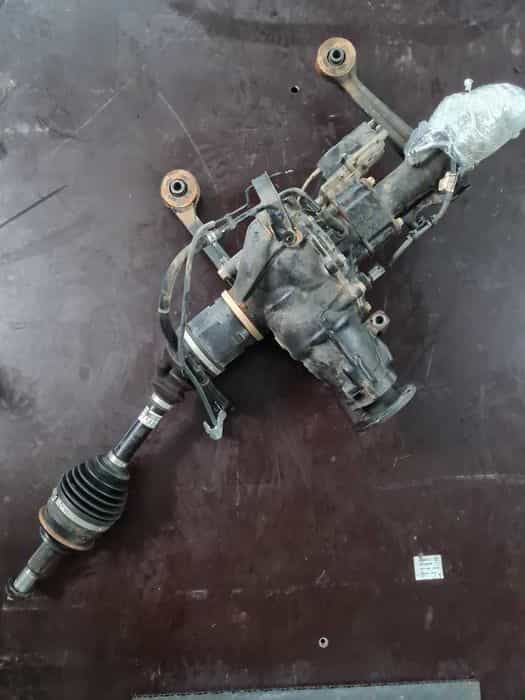 Toyota Hilux VIII 2.8 lift 21r most dyfer przód H19 A3.469 półoś