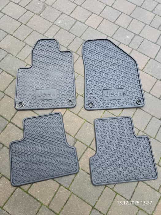 Orginalne dywaniki Jeep Cherokee Kl