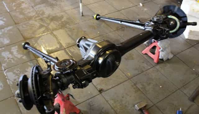 Dyfer most tył Land Rover Defender 2,2 90 Puma 2013Rok