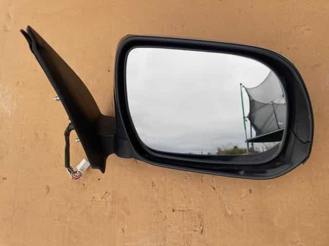 Lusterko prawe Toyota Hilux chrom 9PIN