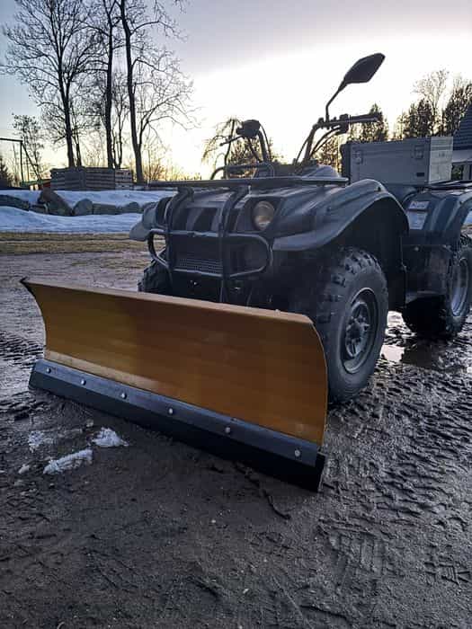 Quad Yamaha kodiak 400 4x4 pług